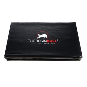 Resin Bull Térdelő